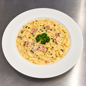 CREAMY CARBONARA PASTA